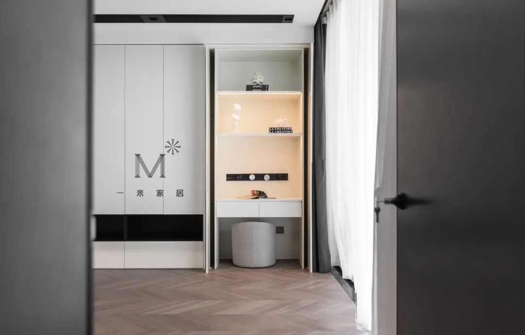 极简别墅里的优雅生活-79