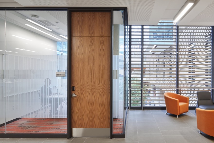 拉扎里迪斯厅-58