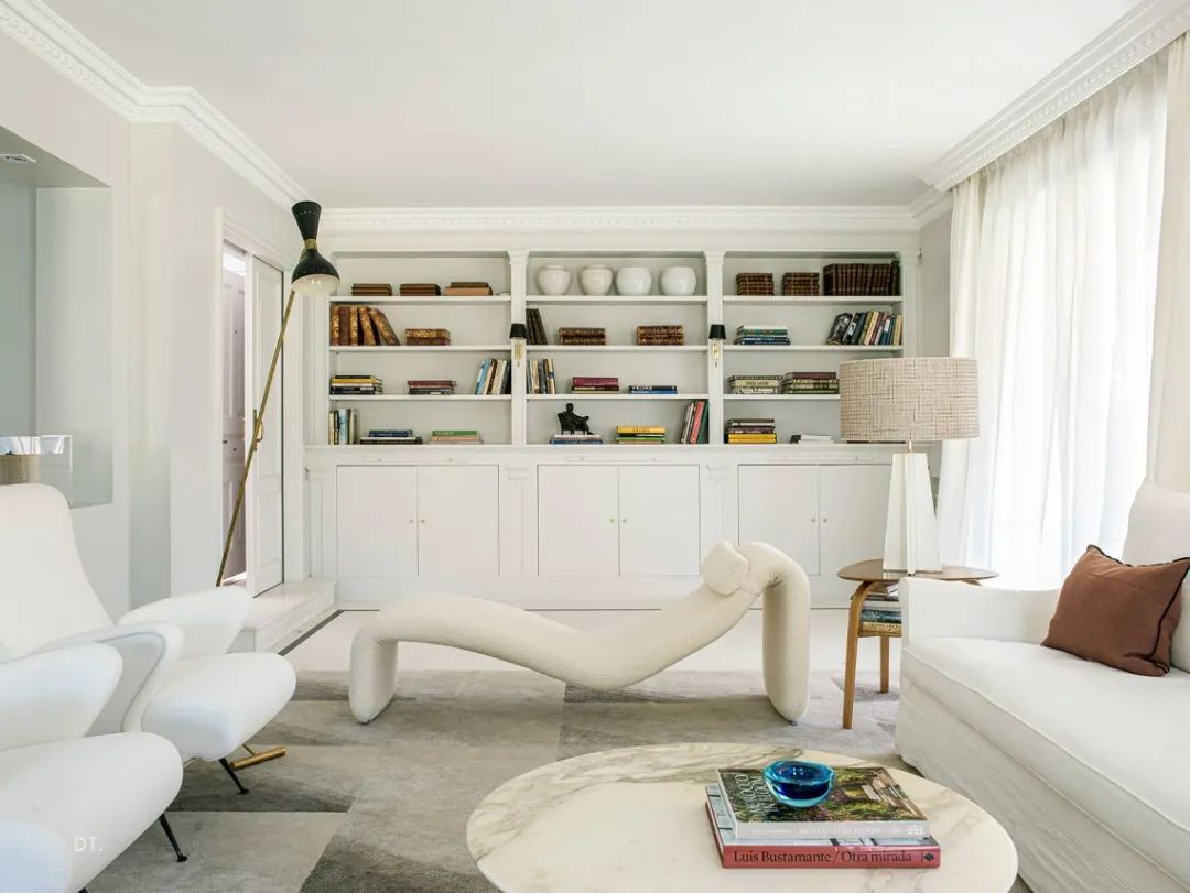 马德里现代住宅 | 黑白永恒经典，东方山水意境-5