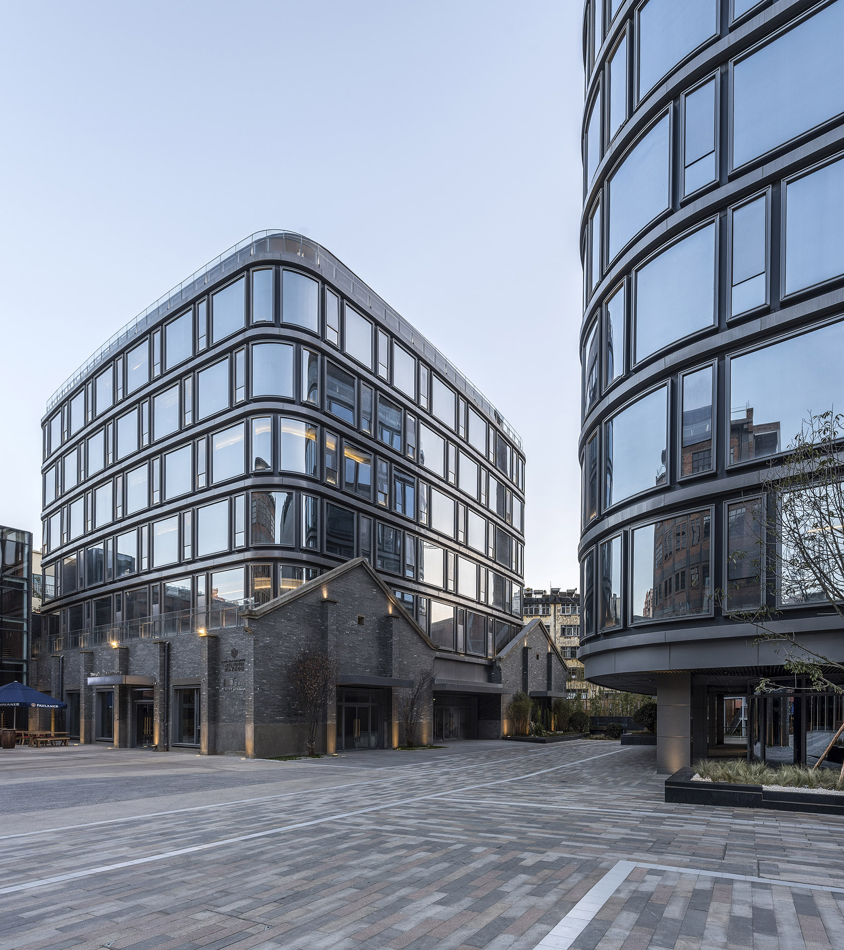 昆明彩云里艺术商业新生共同体 & 原昆明橡胶厂改造 / Kokaistudios-19