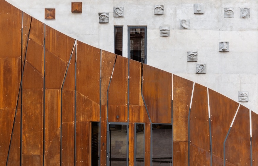 ARTCOR创意中心,摩尔多瓦 / Calujac Architecture-20