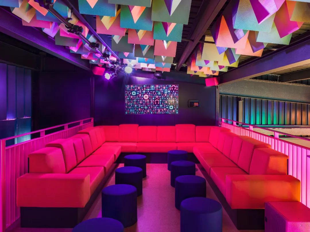 迷你高尔夫主题酒吧丨Halleroed-27