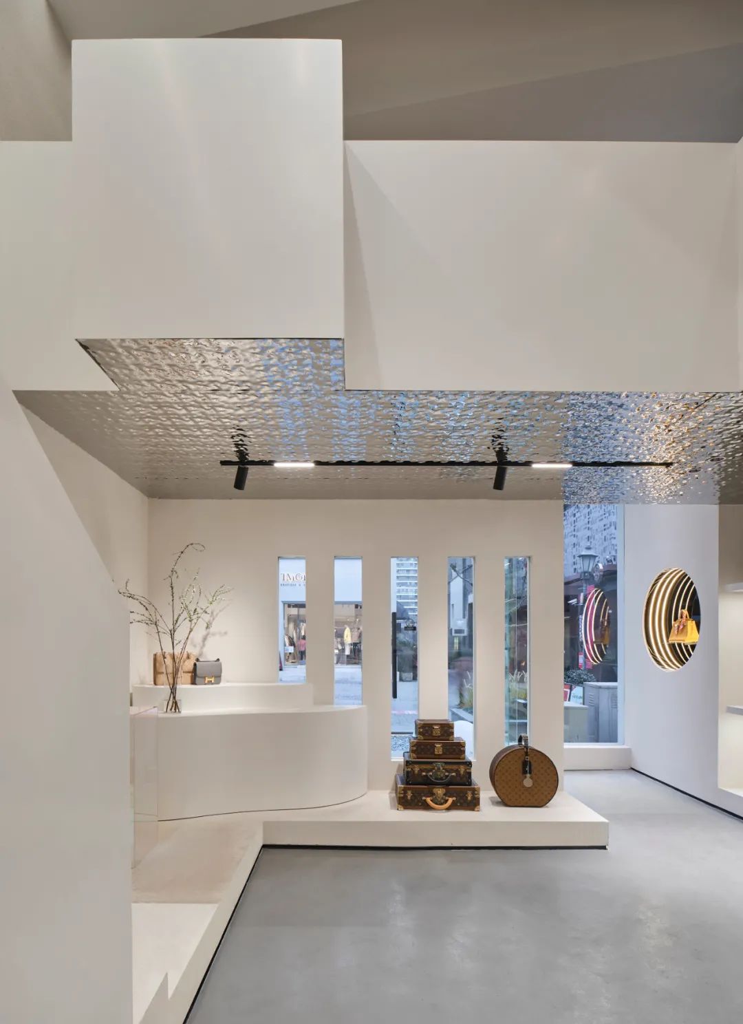 合肥 1912 商业区六七奢侈品之家丨中国合肥丨凹设计事务所-27