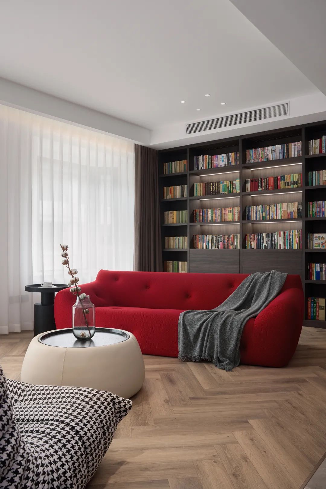 300㎡法式别墅实拍，极简的浪漫，摇曳的风情-20