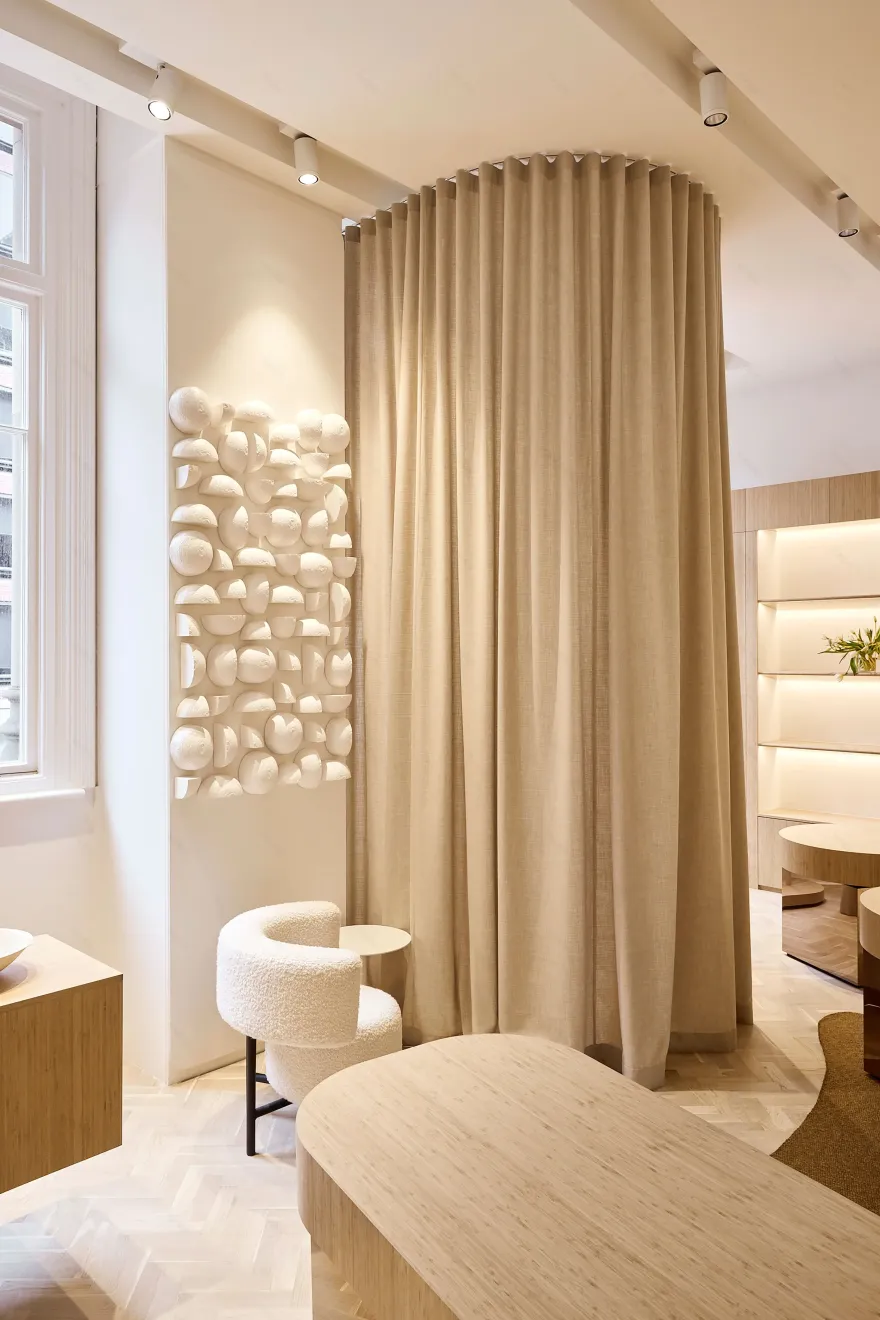 Helen Kaminski's Biophilic Store Design — Russell & George-2