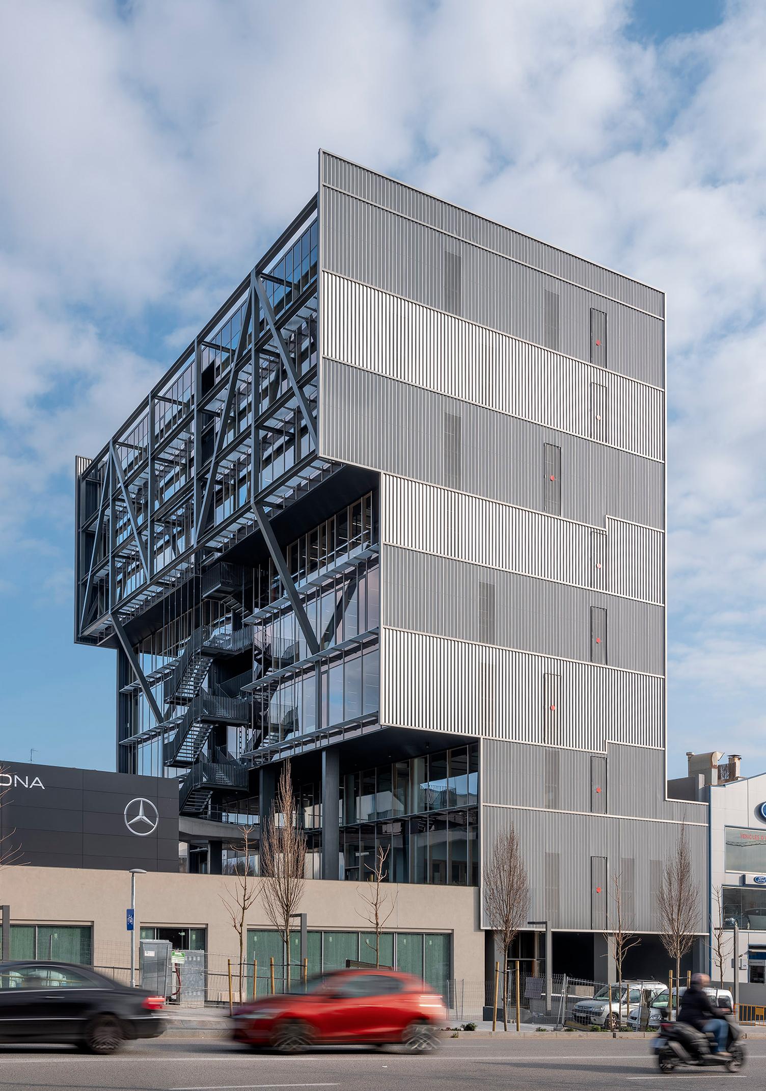 西班牙 Sant Cugat del Vallès 节能办公楼设计丨西班牙巴塞罗那丨Manuel Bailo 和 Rosa Rull-17