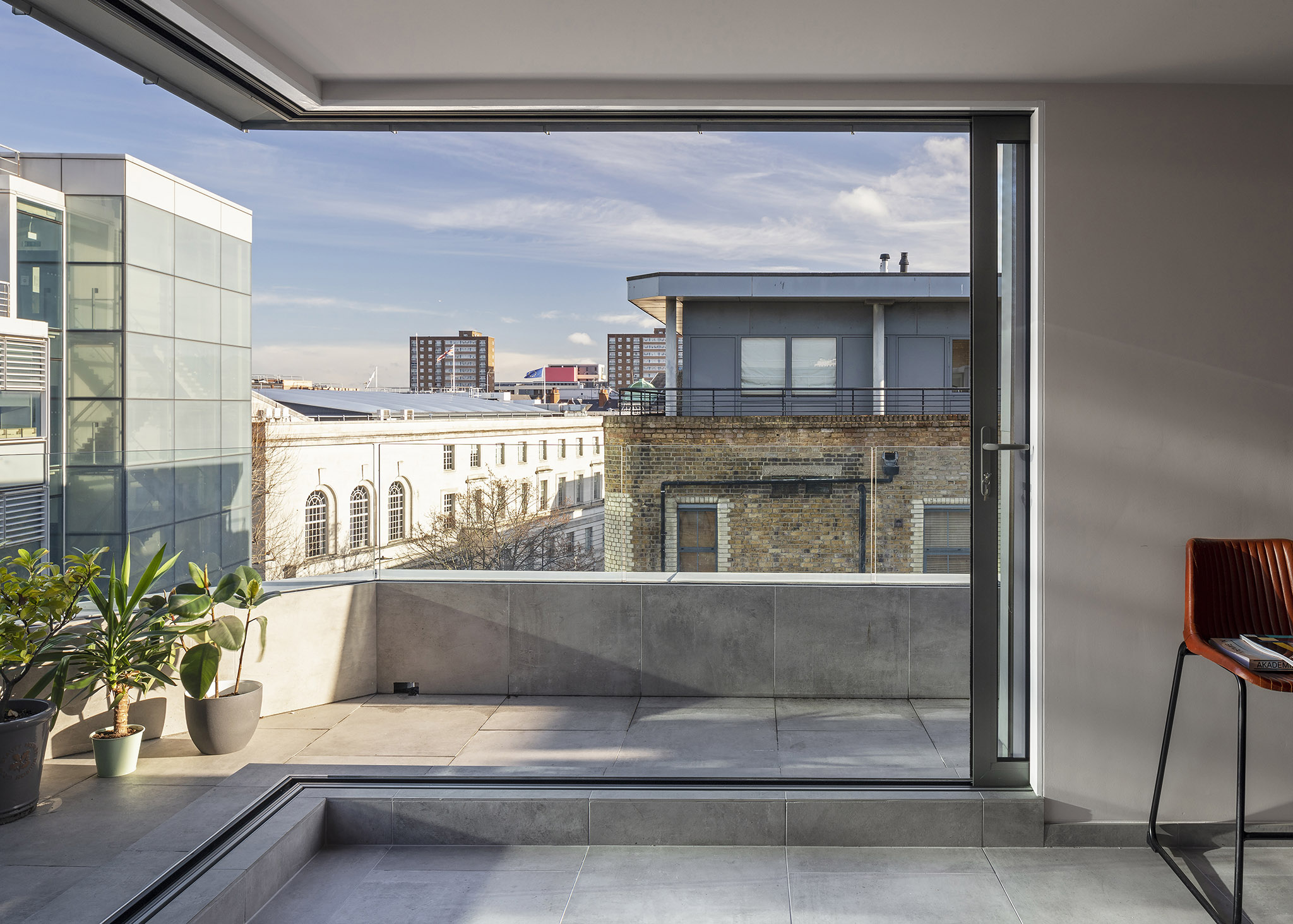 弗洛菲尔德路顶层公寓丨英国伦敦丨Common Ground Workshop-13