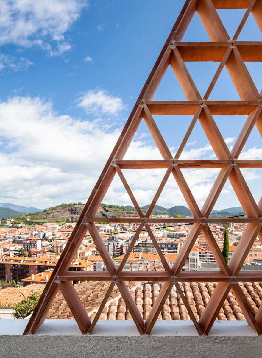 大看台之家丨西班牙丨Arnau estudi d'arquitectura-23