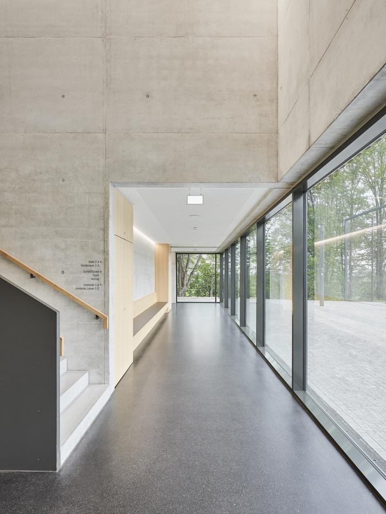 In den Breitwiesen 运动馆丨德国-8