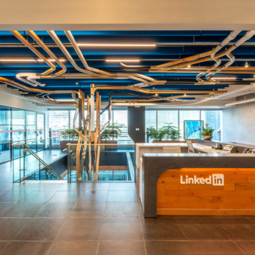 CEREMONIAL ARBOUR AT WAMPUM LEARNING LODGE | Eventscape-12