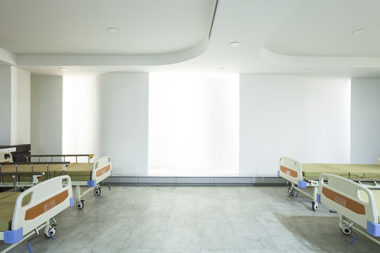 印度寺庙旁的 30 床透析中心 | 现代与传统的完美融合-7