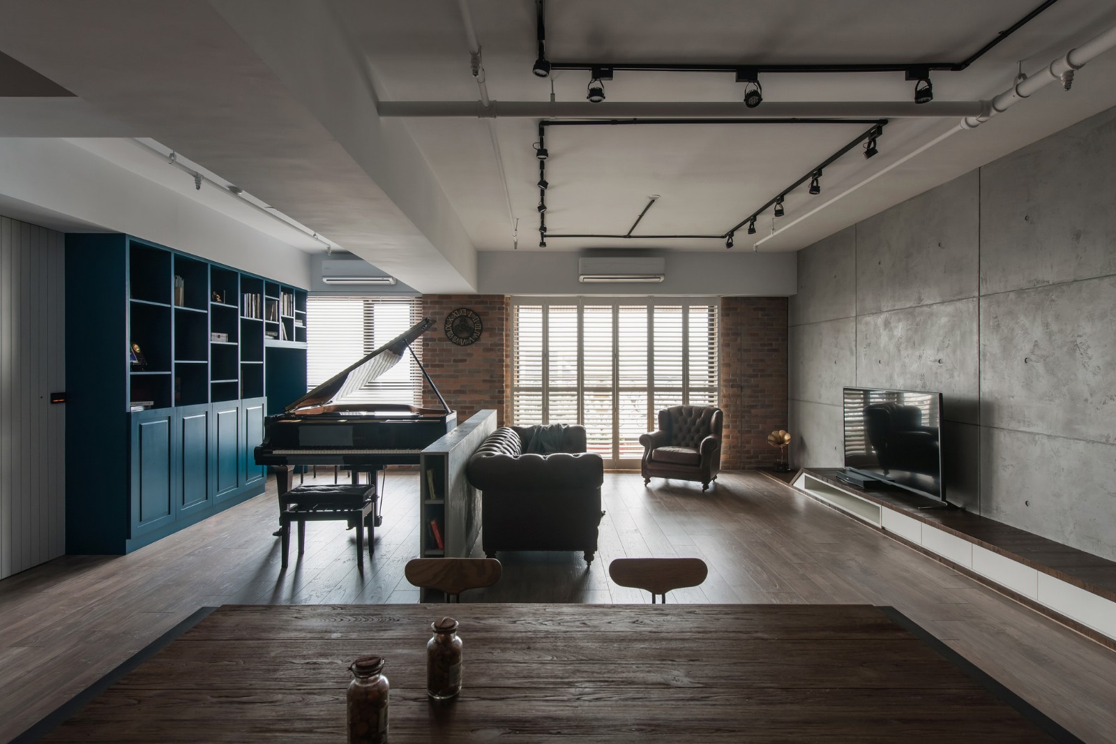 简约纯粹，五感归真——粗犷优雅的浩室设计-6