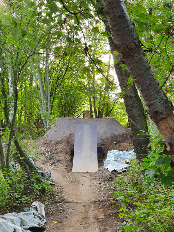 Till's Place山地自行车跳跃场地改造-6