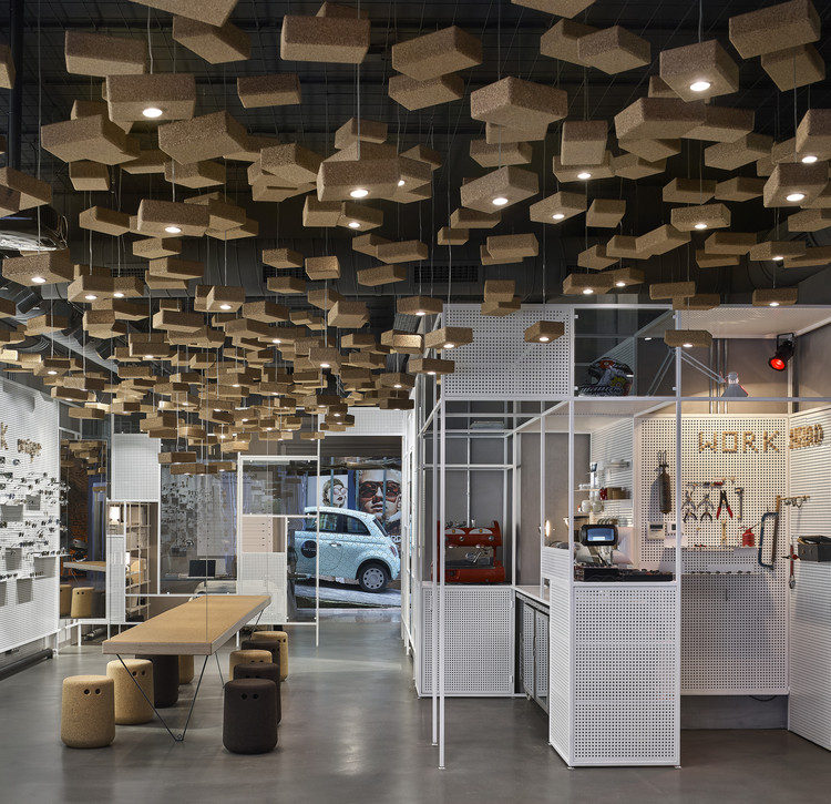 伊斯坦布尔 Eye-D 多用途空间 | 非凡材料打造互动体验-9