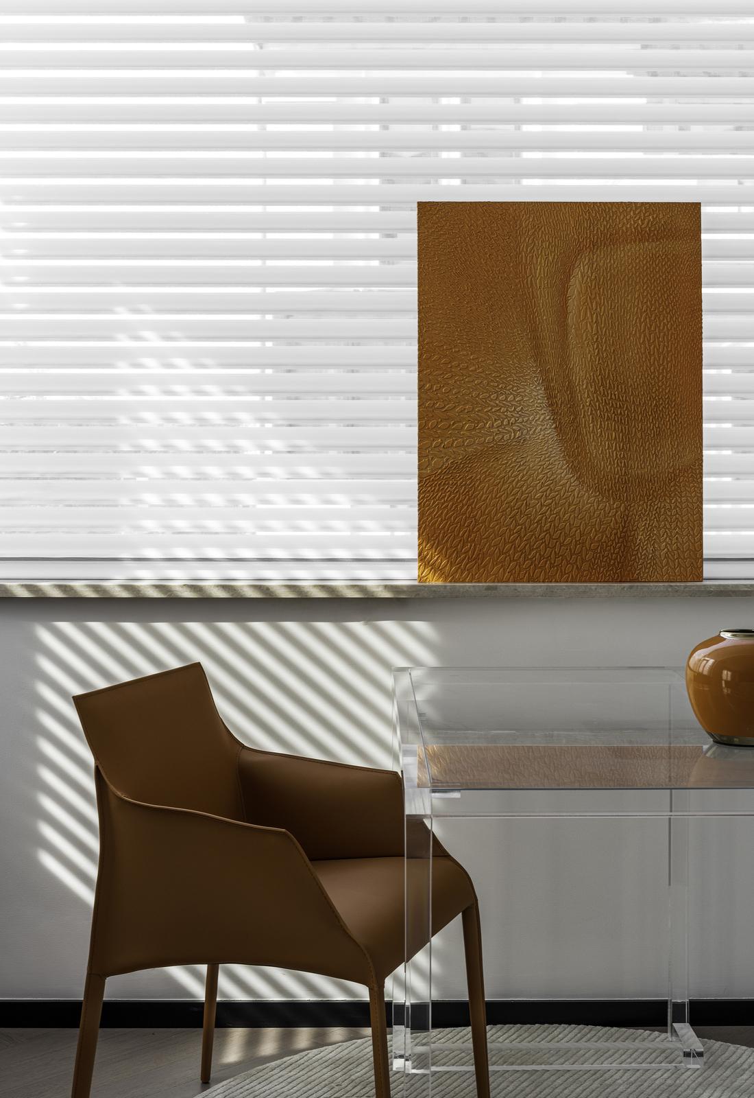 黑白灰的现代气质 · 西厨区与休闲区的完美融合-14