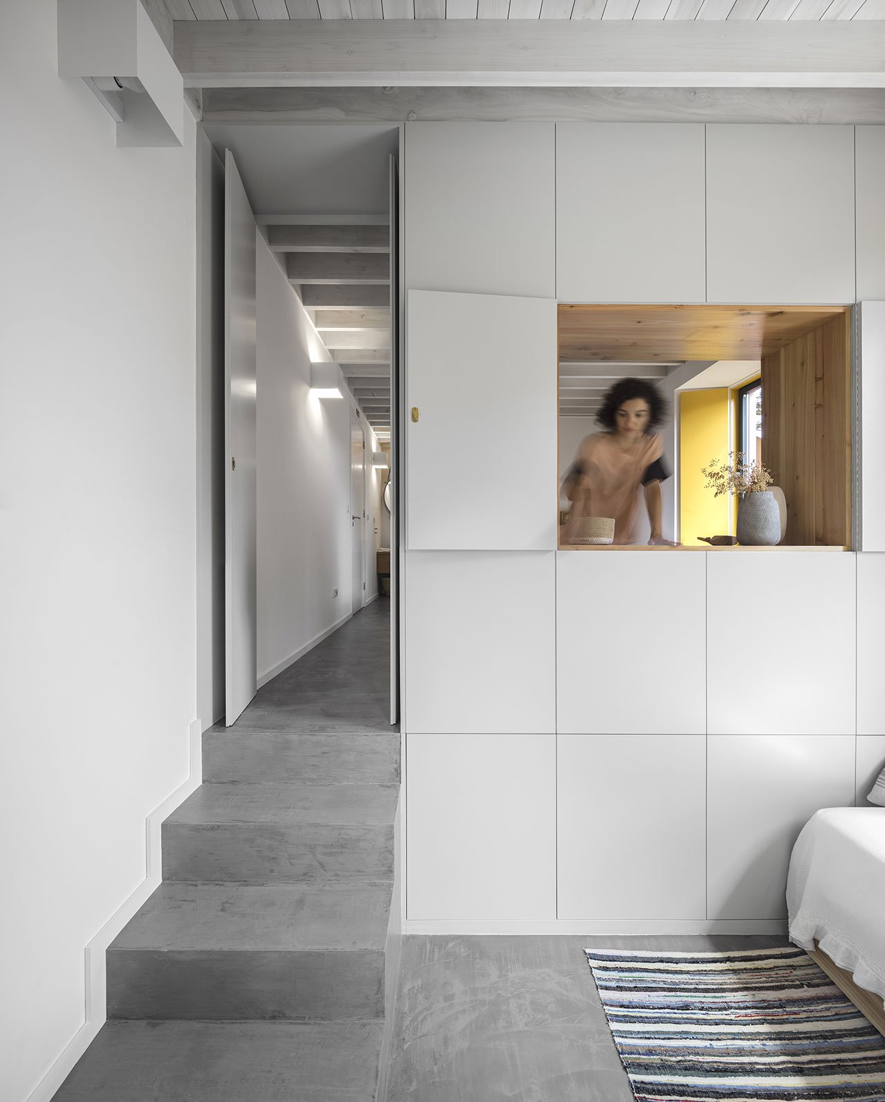 A Pretty Shade of Bubblegum Makes the Pink House Pop in the Azores-31