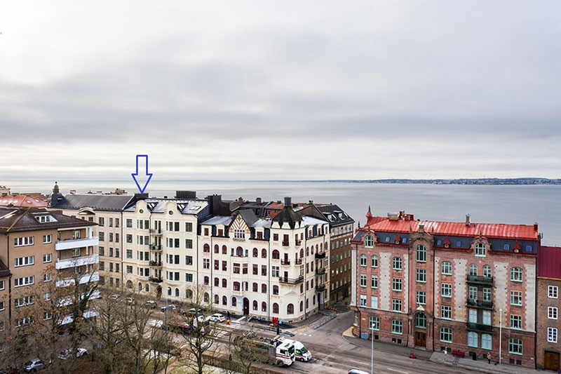 瑞典时尚阁楼公寓 | 玻璃隔墙与木梁的完美结合-30