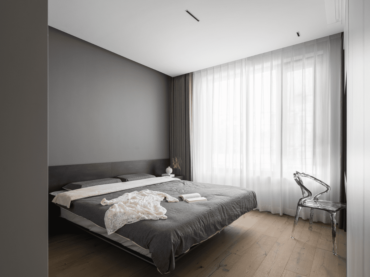 桌柜一体+开放布局释放空间，黑白极简谱写“断舍离”生活乐曲-41