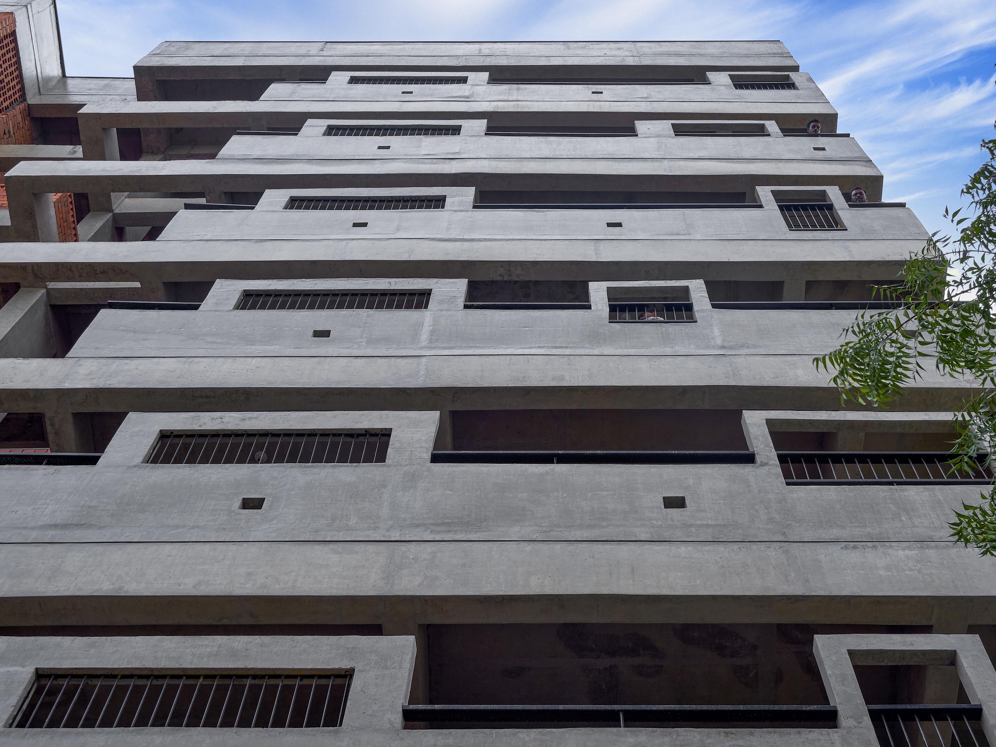 Housing Apartment at Badade Nagar / Studio Frozen Music-35