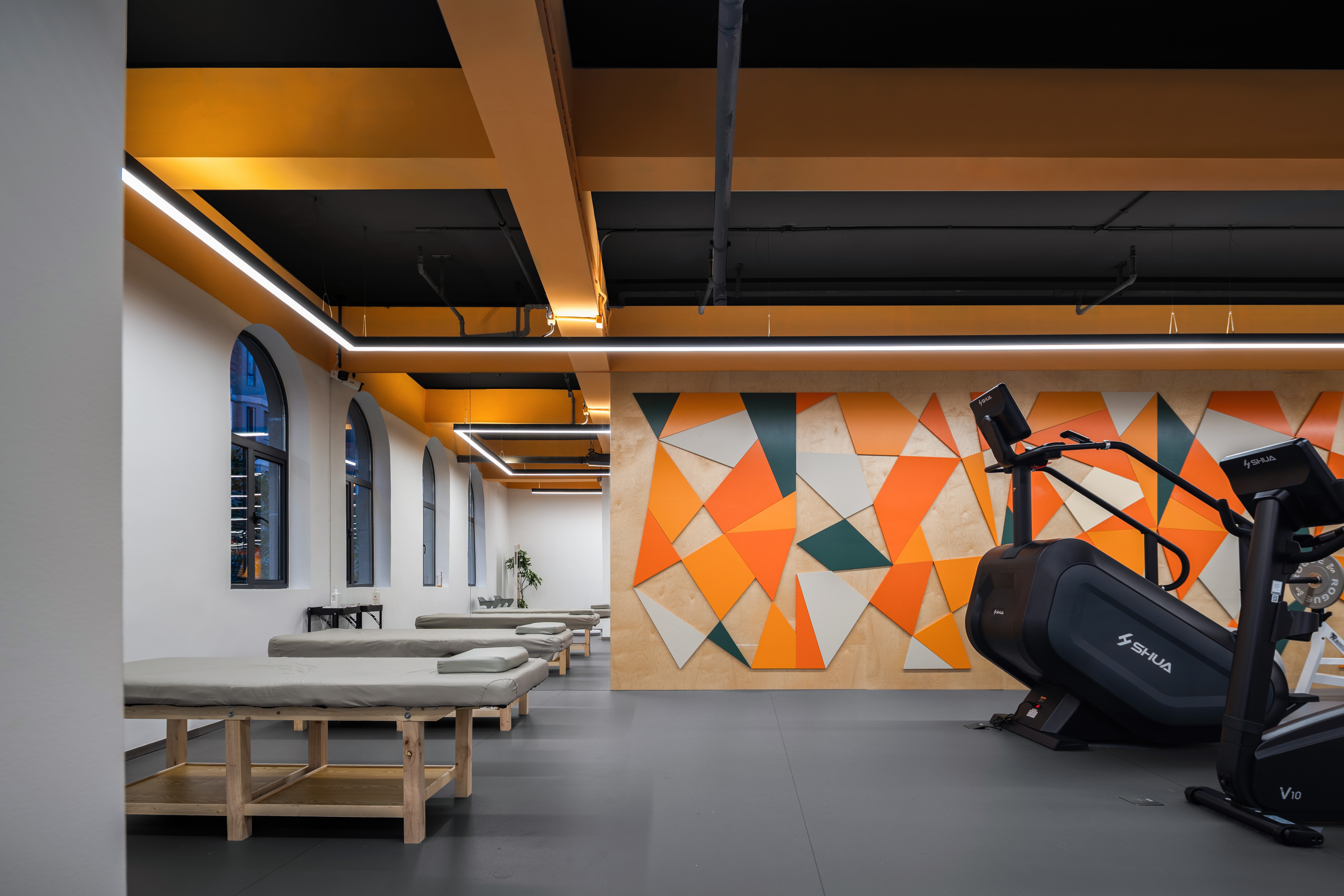 上海古北晨道攀岩馆丨中国上海丨平介设计-31