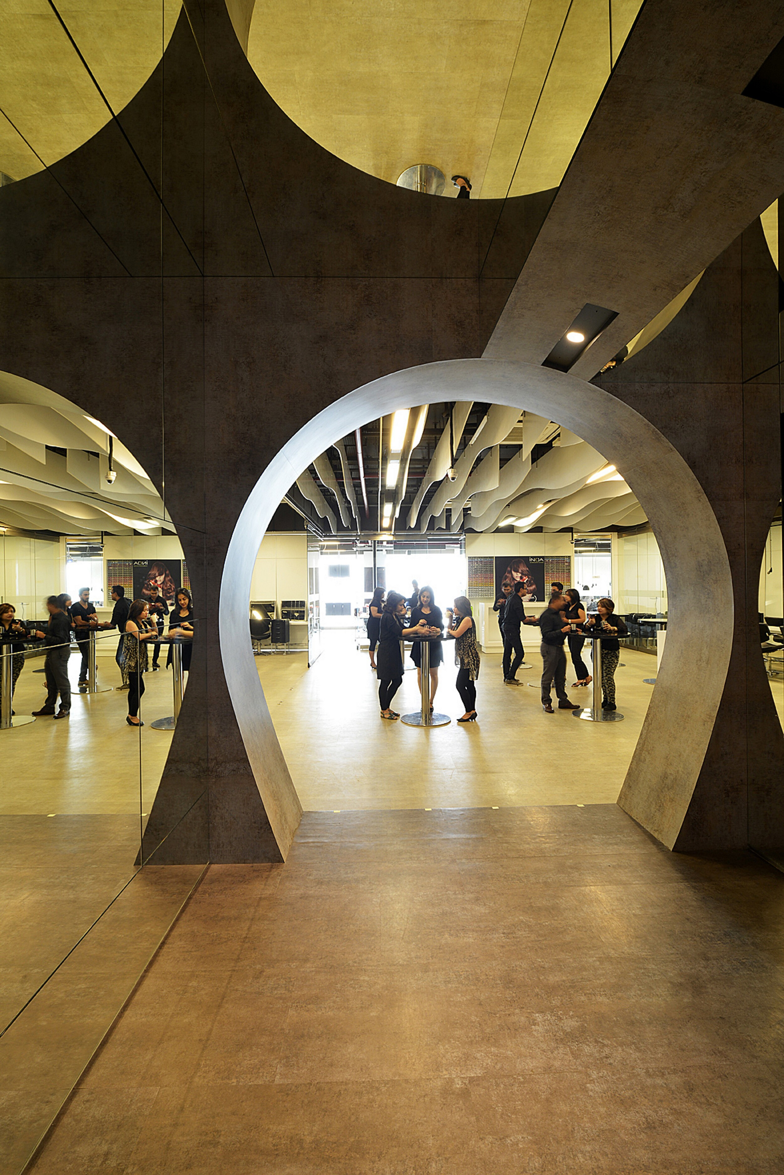 Loreal 学院 · 先进的多功能教学空间-25