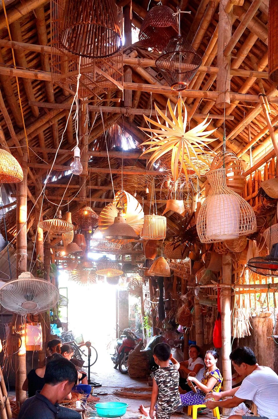 Featured working space of FPT Software-27