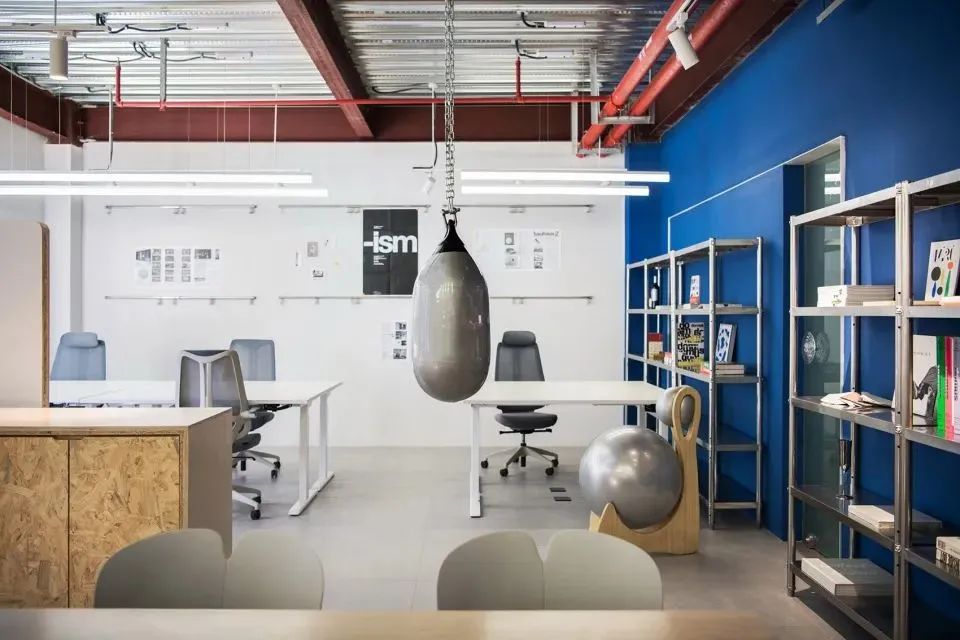 Bwzy Lab | 光与色的游戏室-31