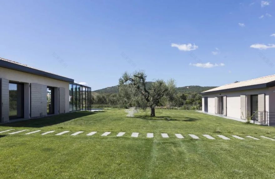 托斯卡纳橄榄园中的诗意栖居丨GGH 设计机构-16