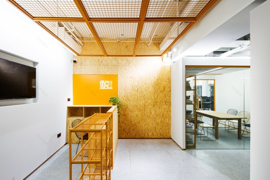 Belugadesign Office ATMOperation-70