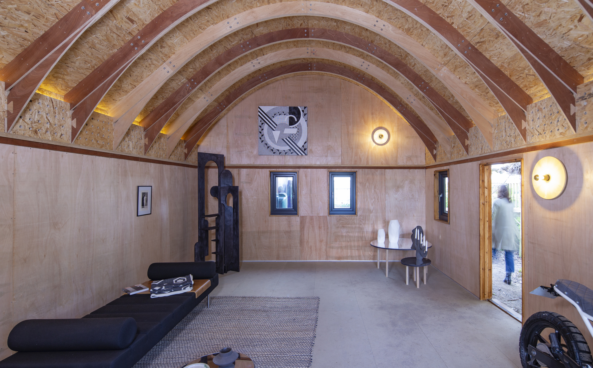 谷仓画廊丨英国丨Boano Prišmontas-21