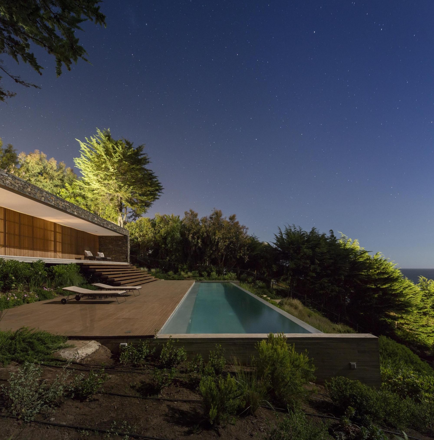 智利罗卡斯别墅 | 石头盒子中的宁静海景-63