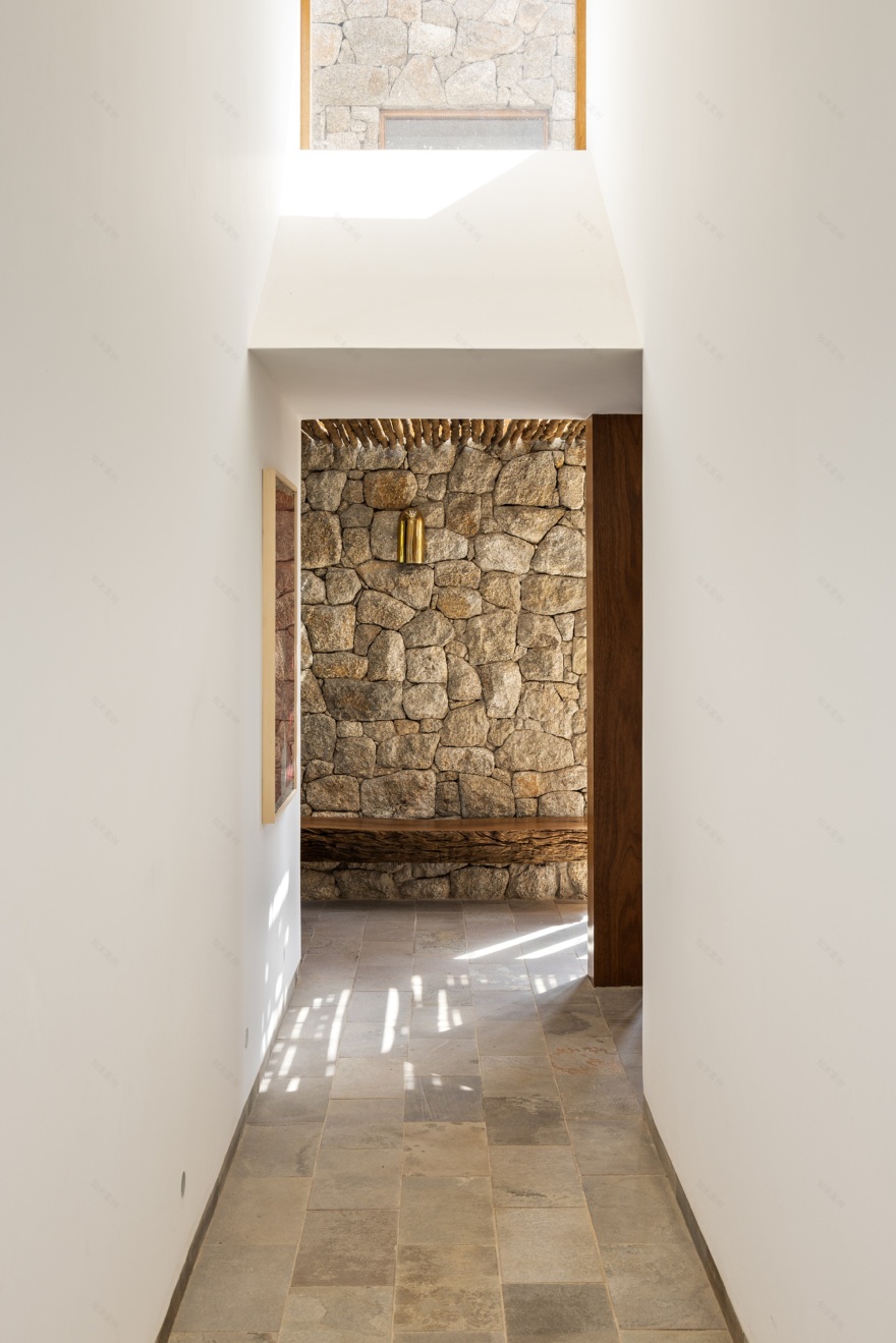 VLP住宅;VLP房屋(注:由于VLP可能是特定的缩写,在没有更多背景信息时,仅从字面翻译为住宅或房屋,若VLP有特定含义,需根据具体语境进一步确定) 丨巴西丨Pascali Semerdjian Arquitetos-41