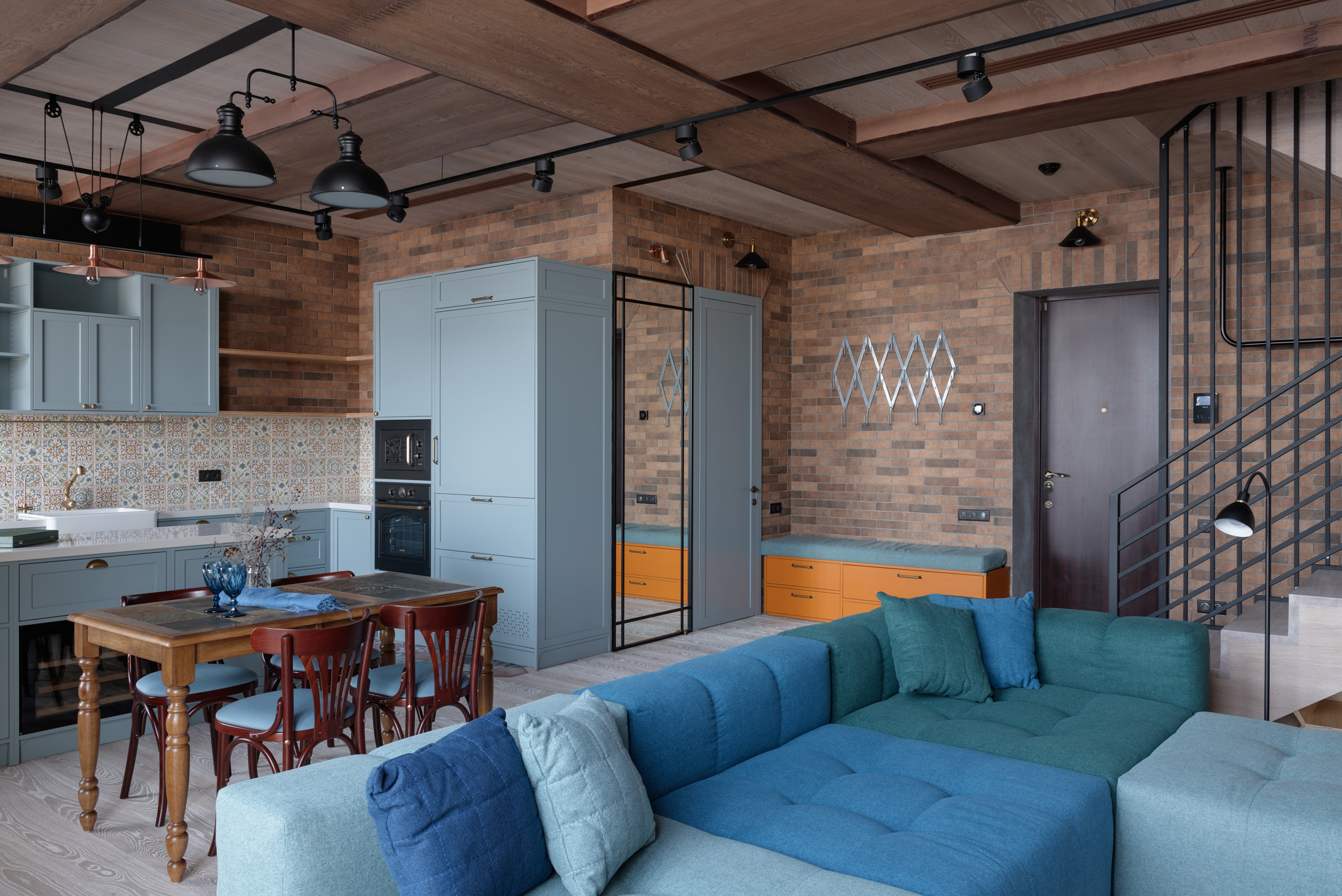 海景温馨公寓设计-6