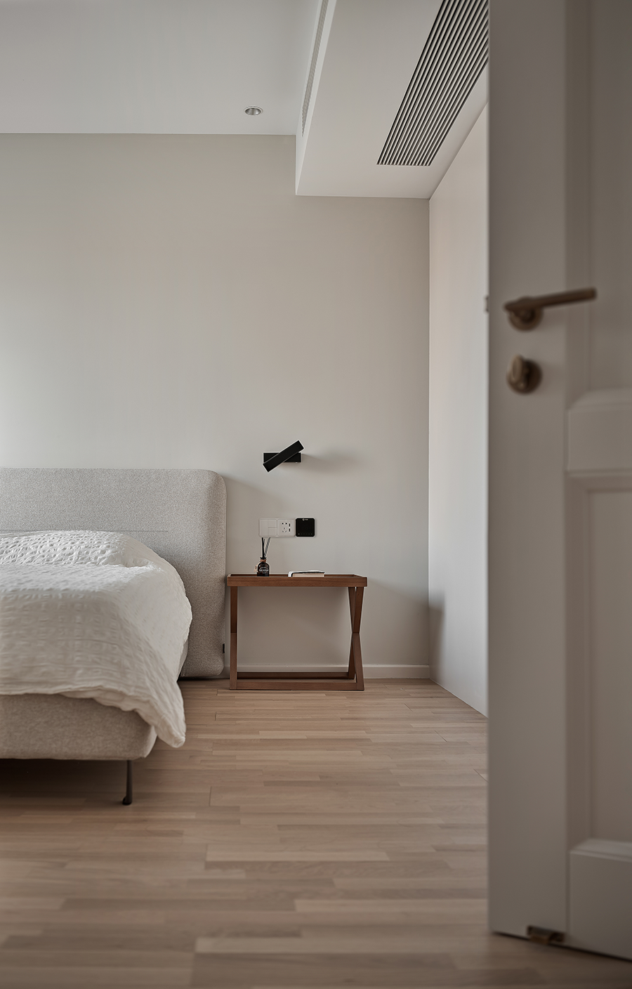 180㎡现代简约上跃， 敞开式设计的随性而居 | 与上设计-75