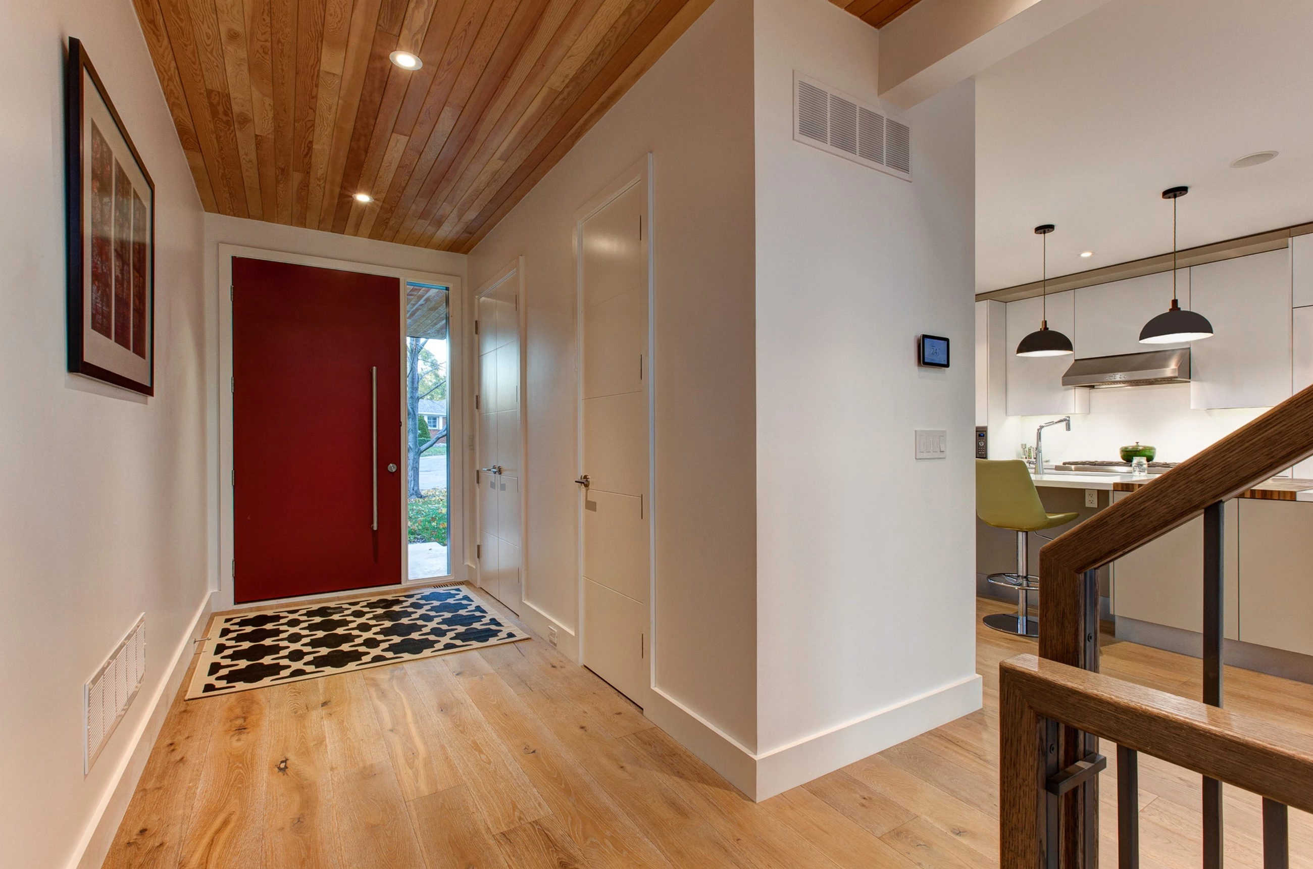 加拿大多伦多 Mimico Creek House 的室内设计亮点-12