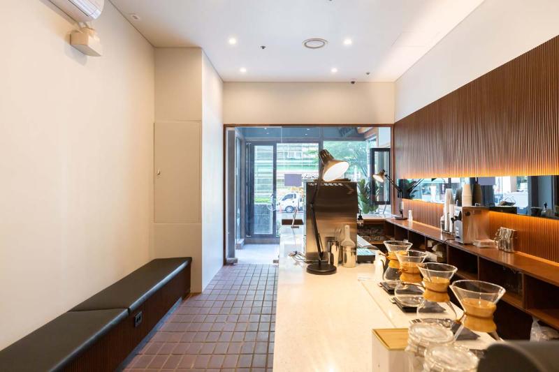 首尔 8 坪咖啡厅 精致室内设计展现个性魅力-6