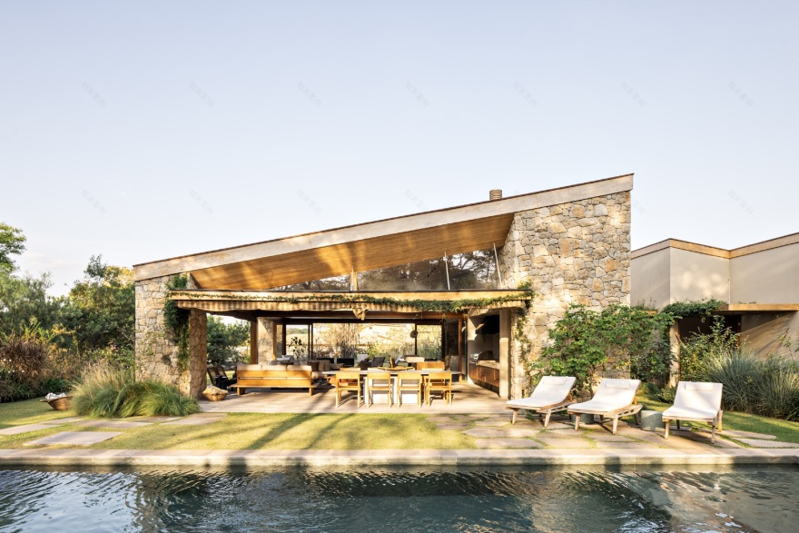 VLP住宅;VLP房屋(注:由于VLP可能是特定的缩写,在没有更多背景信息时,仅从字面翻译为住宅或房屋,若VLP有特定含义,需根据具体语境进一步确定) 丨巴西丨Pascali Semerdjian Arquitetos-30