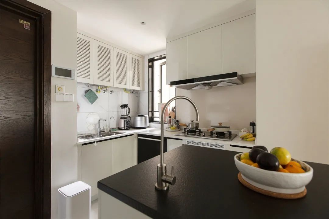 90㎡开放式空间的艺术探索-11