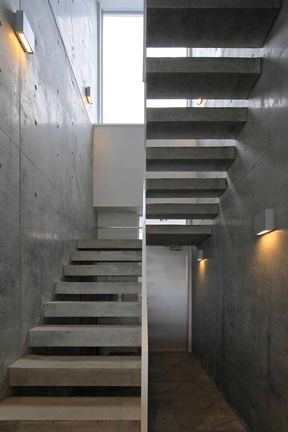 东京海上日动保险代理处新办公楼丨日本宫崎丨TAKESHI ISHIODORI ARCHITECTURE-43