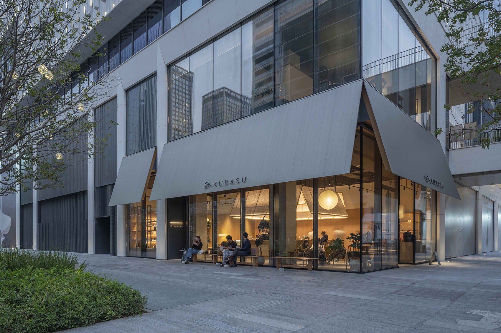 Kurasu深圳湾万象城店,Kurasu北京三里屯太古里慢闪店丨中国北京丨了建筑-49