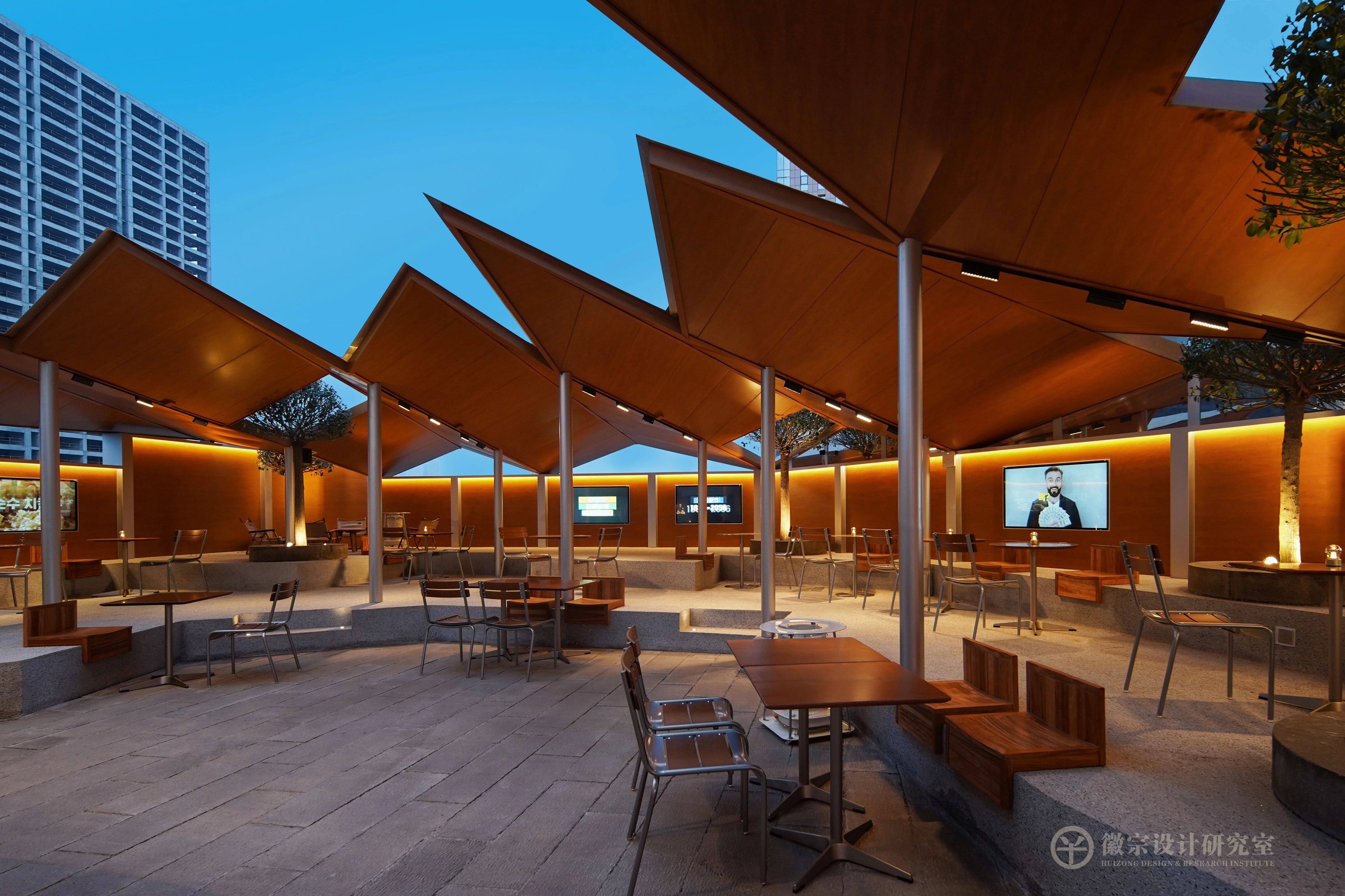 「被撕开的礼盒」SOONSOO CHICKEN中国首店设计丨中国郑州-19