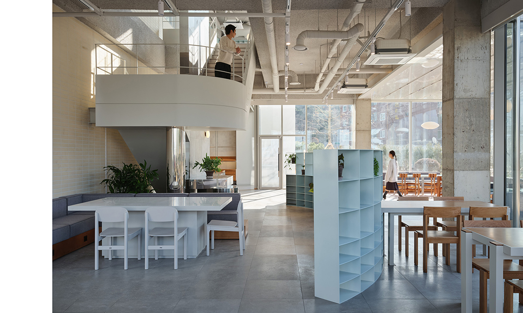 建筑师设计的咖啡、面包店空间502 Coffee Roasters，韩国，首尔 | Space design by stof - 面包店 - 餐厅LOGO-VI空间设计-全球餐饮研究所-13