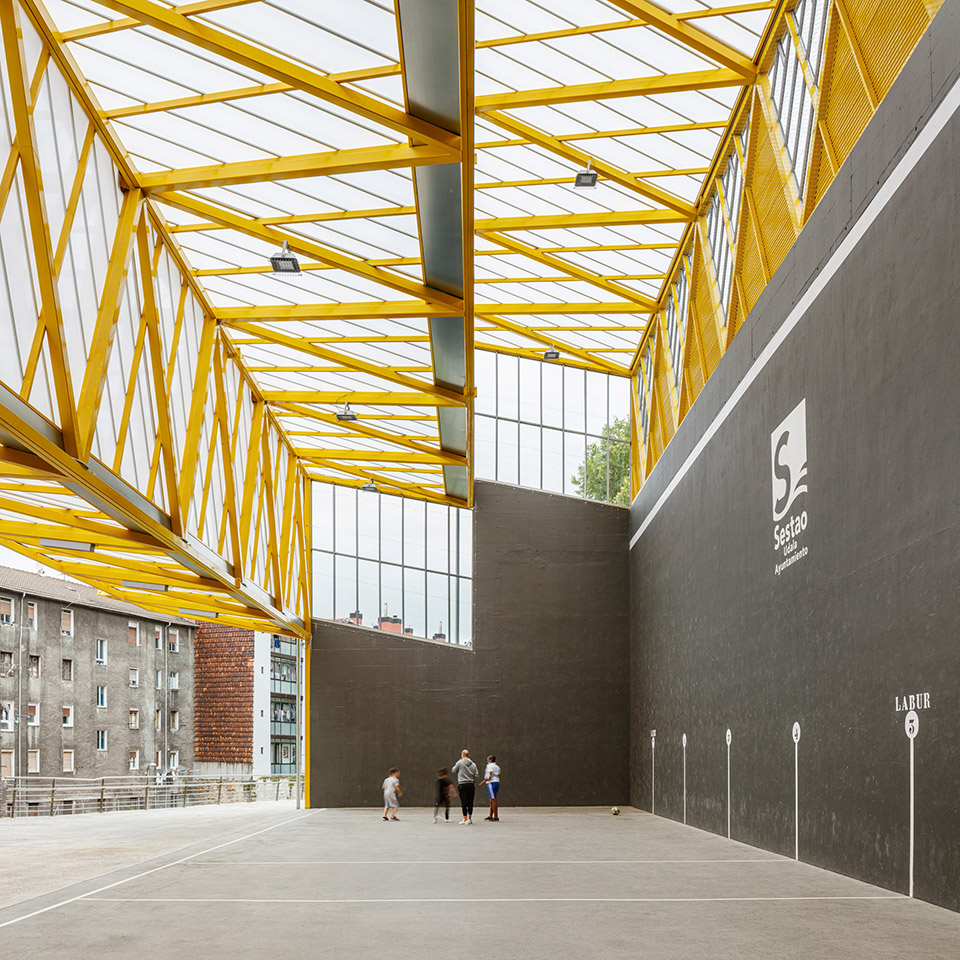 西班牙塞斯陶索尔广场丨ELE ARKITEKTURA + TARTE-16