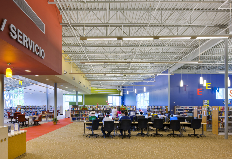 高兴格罗夫图书馆 | 艺术与社区的融合-3