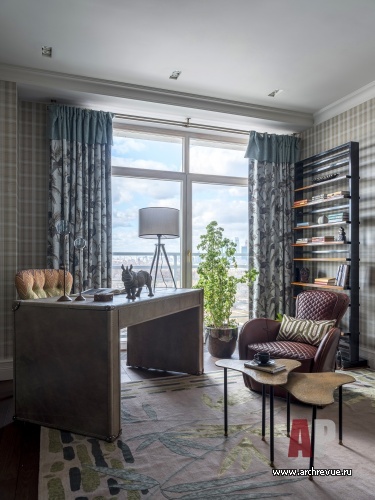 莫斯科西南角带全景窗可看莫斯科大学高楼的彩色公寓室内设计丨俄罗斯莫斯科丨Гончар Ольга,Лобынцева Софья-59