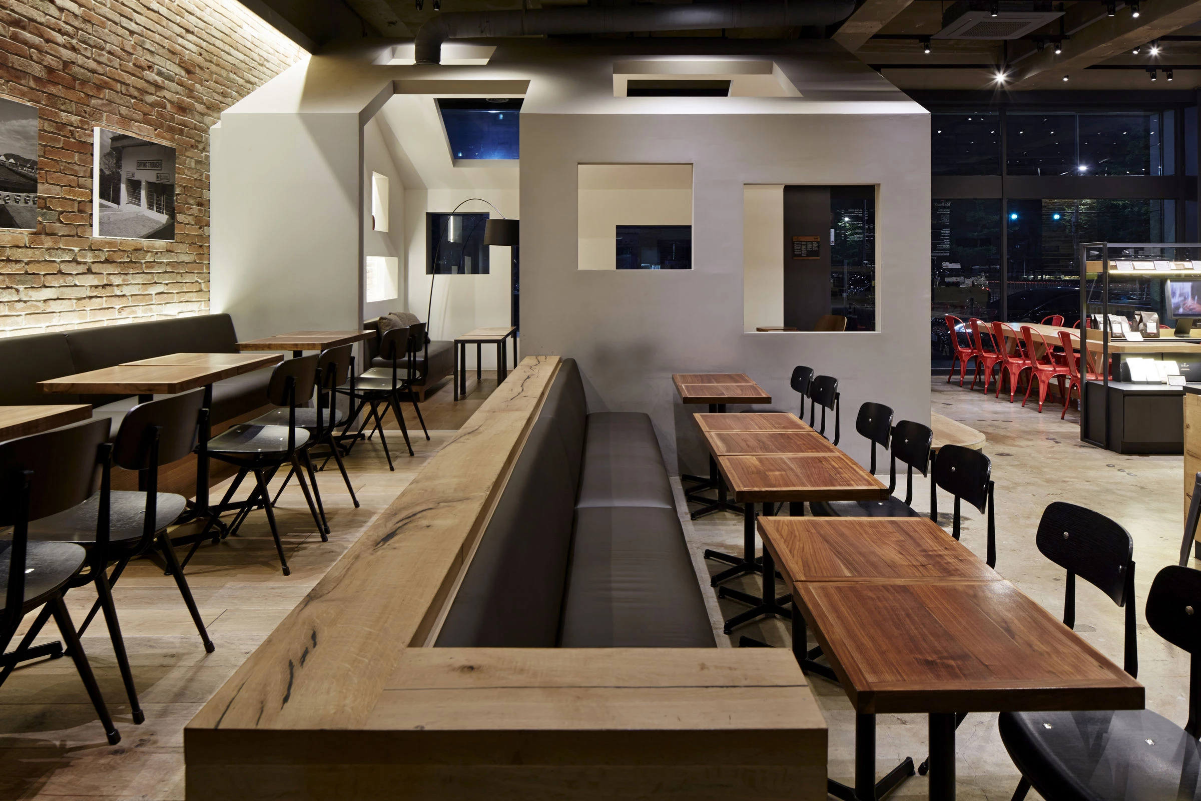 首尔高档社区里的温馨家居咖啡馆-16