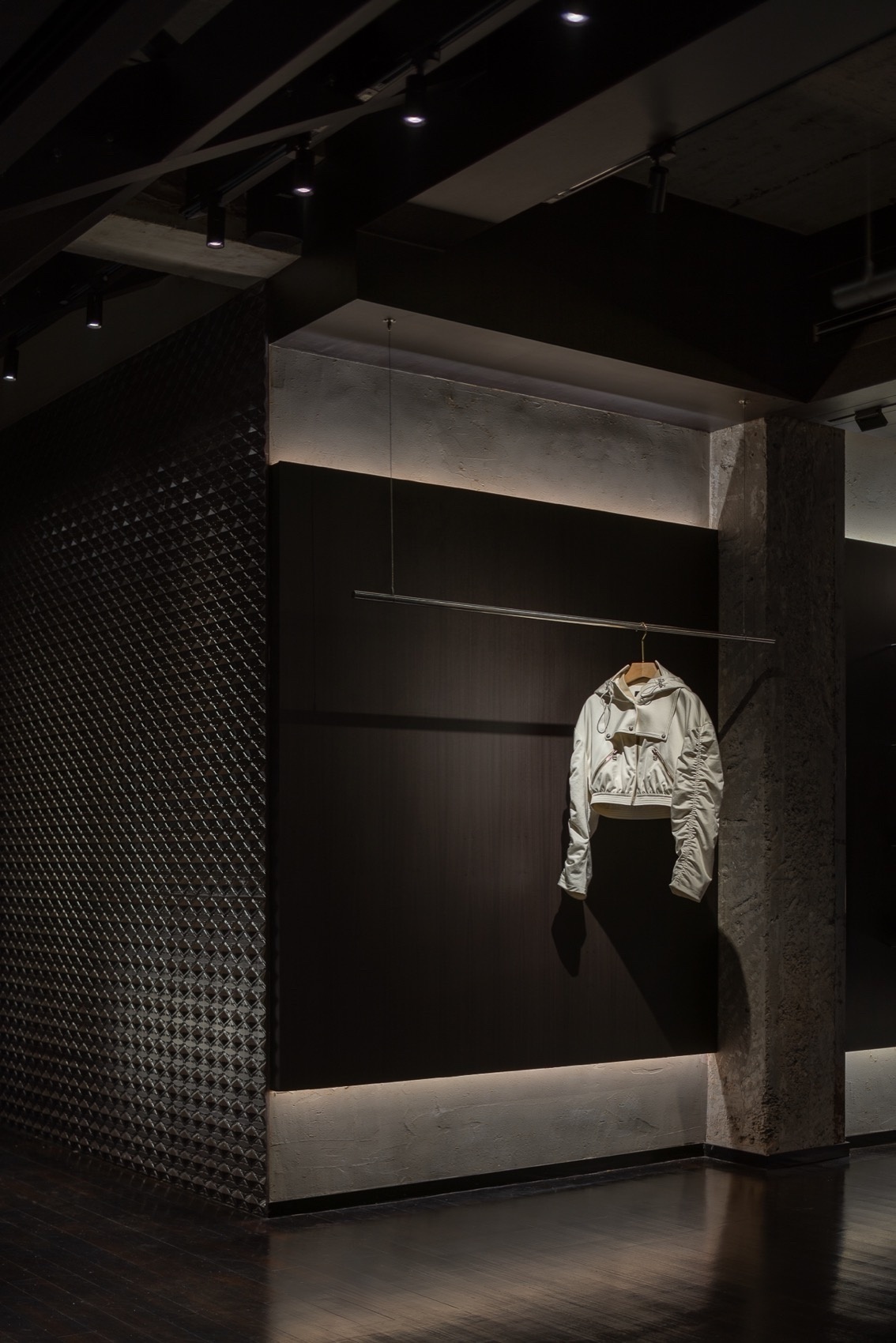上海 The last Redemption 服装店丨中国上海丨直距设计-23
