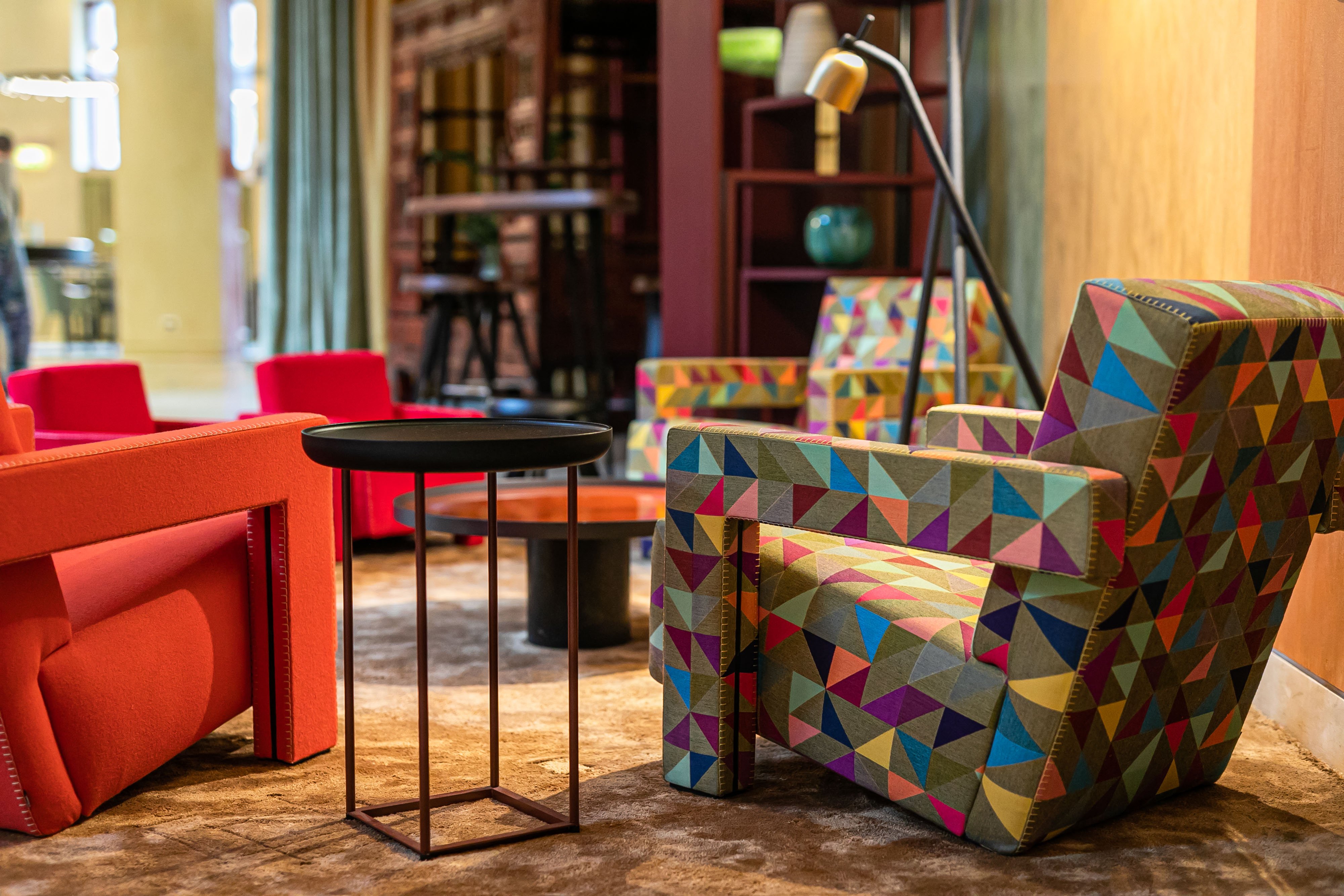 米兰嵌套式酒店 Enterprise Hotel 的时尚黑色设计丨意大利米兰丨Planetaria Hotels-24