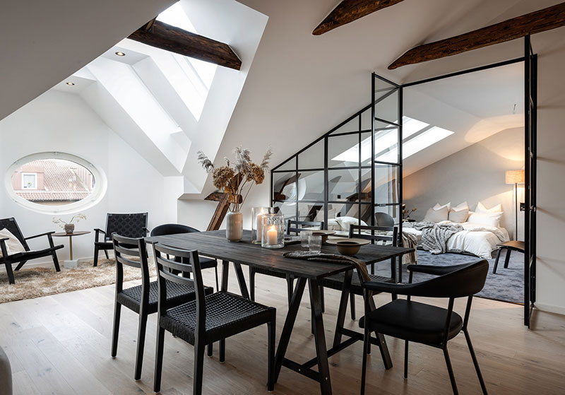 瑞典时尚阁楼公寓 | 玻璃隔墙与木梁的完美结合-7