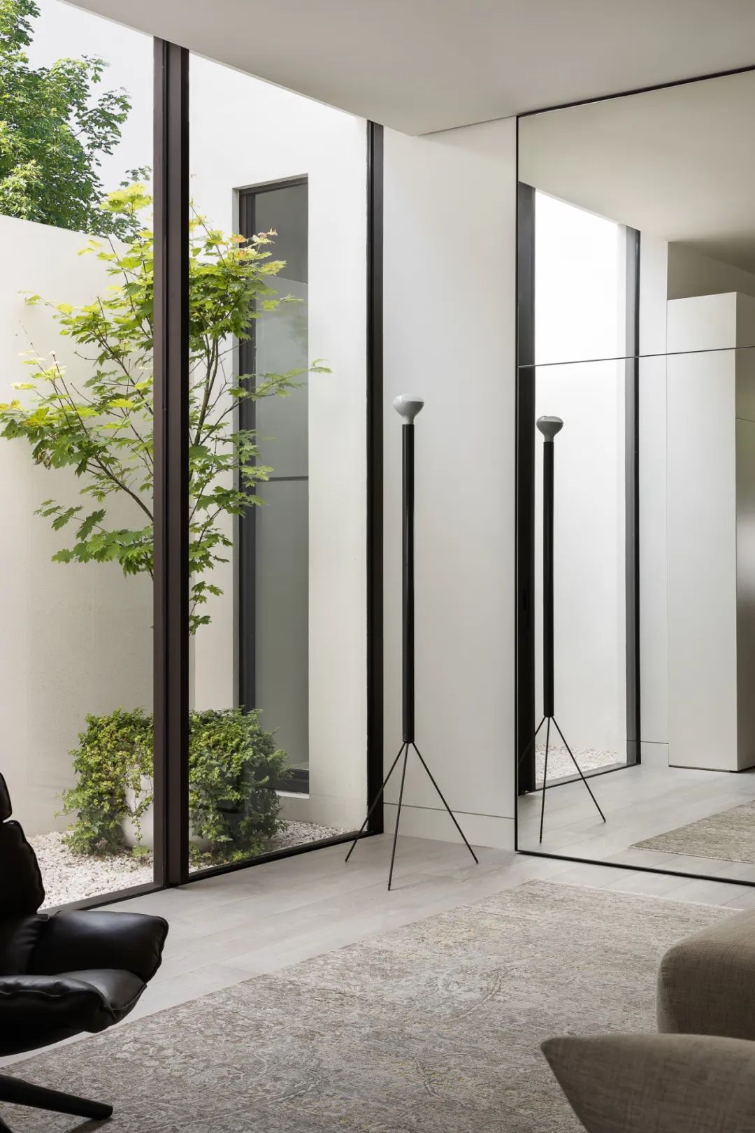 光与开放 · 艾玛·塞尔泽的极简之家丨澳大利亚墨尔本丨Selzer 设计工作室-24